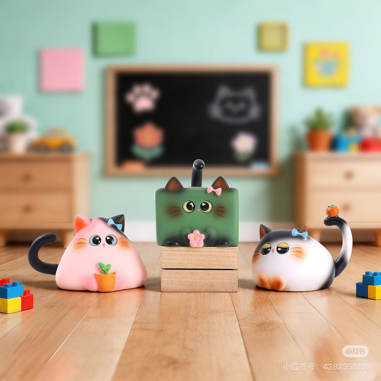 Xin Zhi Ji Cute Little Kittens Series Blind Box