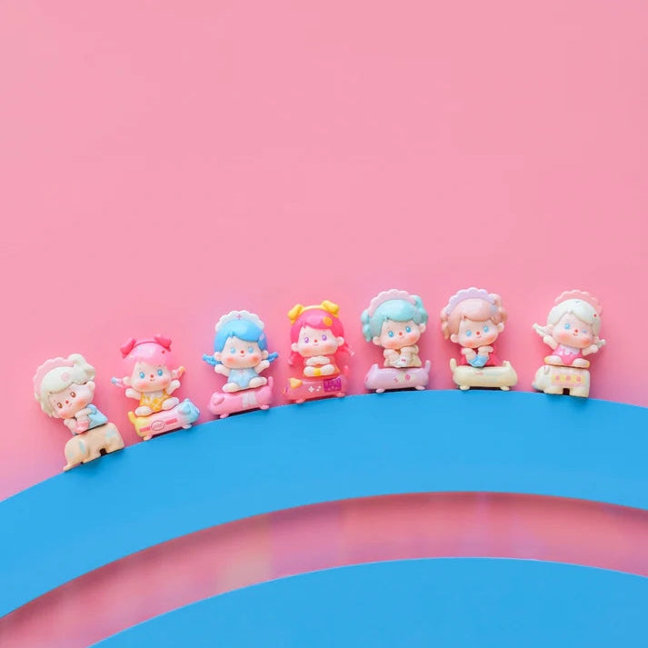 Mhaia Sit In A Row Series Mini Blind Box