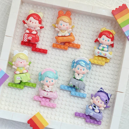 Mhaia Sit In A Row Series Mini Blind Box